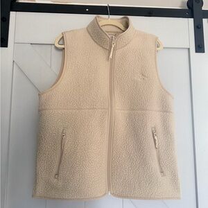 Aritzia TNA polarteck mock neck vest